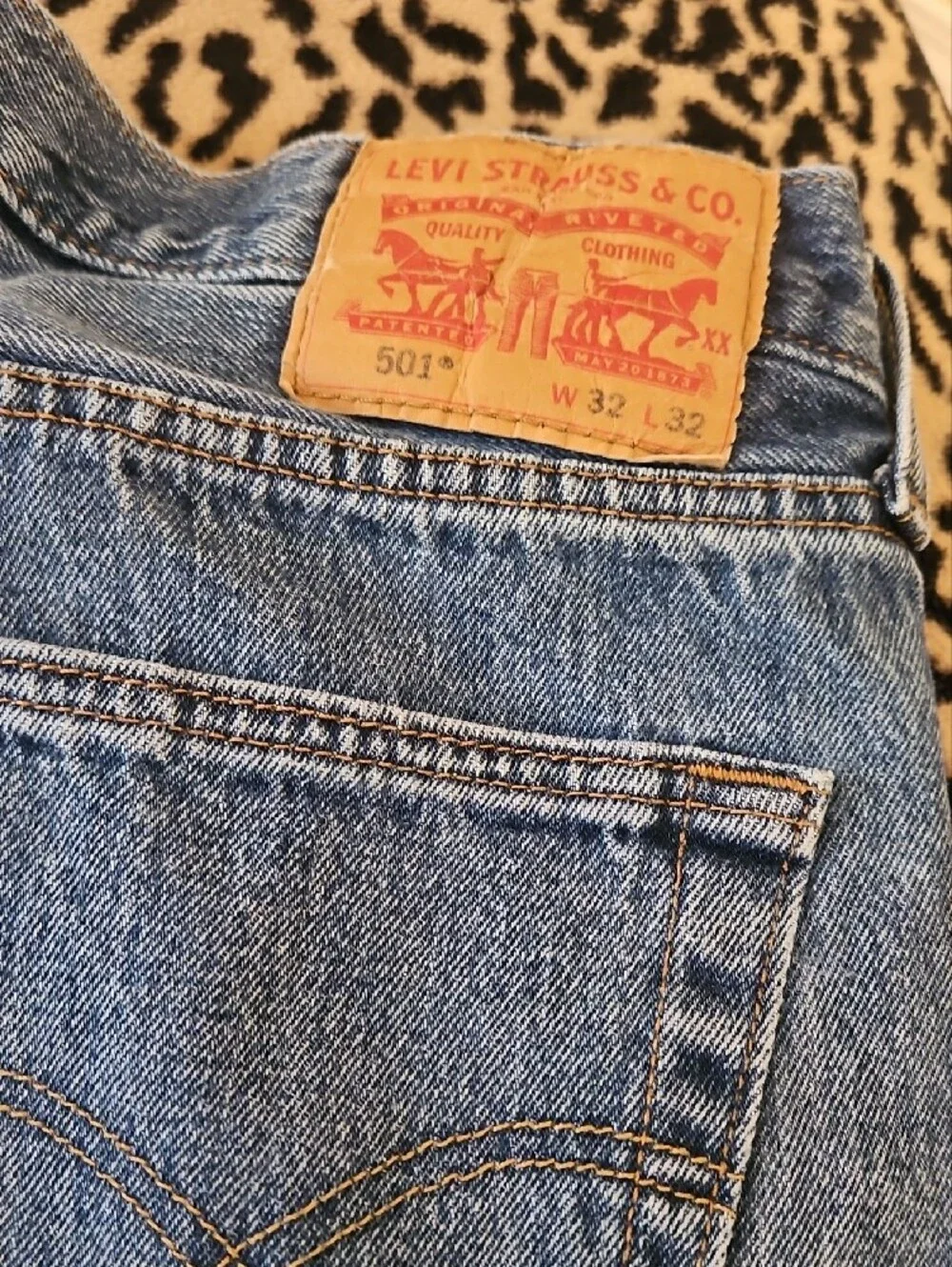 Levis classic straight